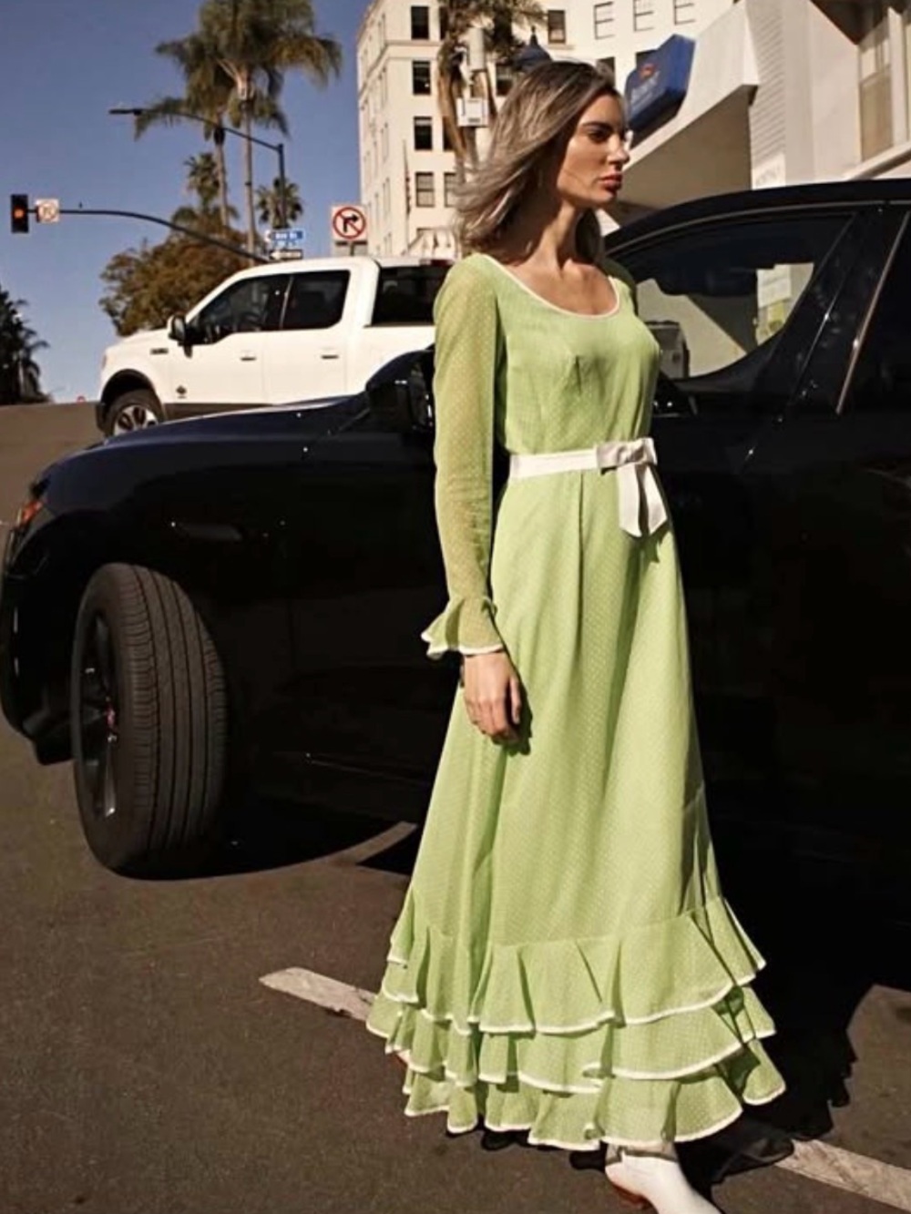 Light Green Ruffle Maxi Dress - vintage - Picture 4 of 4
